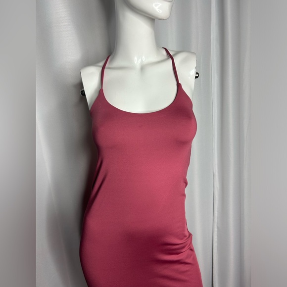 NWOT Streetwear Society CONTURE SHAPING MAXI DRESS - Picture 3 of 7